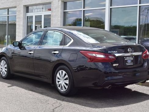 Used 2018 Nissan Altima 2.5 S w/ S Convenience Package FWD image 6