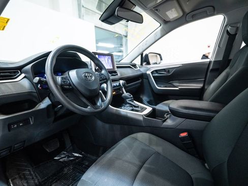 Used 2024 Toyota RAV4 LE image 4