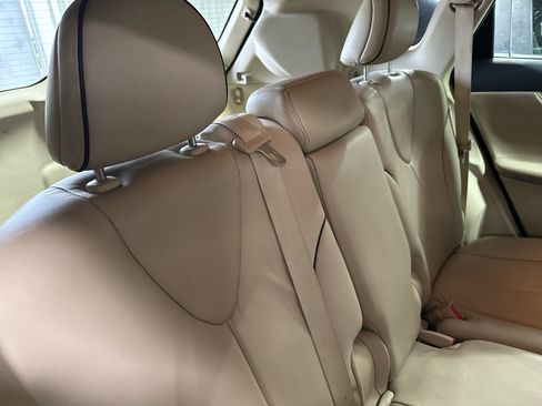 Used 2009 Toyota Venza 4dr Wgn V6 FWD (Natl) image 51