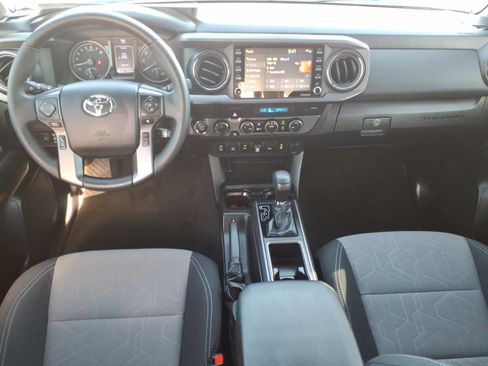 Certified 2021 Toyota Tacoma TRD Off-Road w/ Technology Package image 11