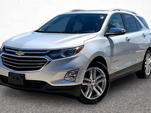 Used 2018 Chevrolet Equinox Premier AWD/4WD image 4