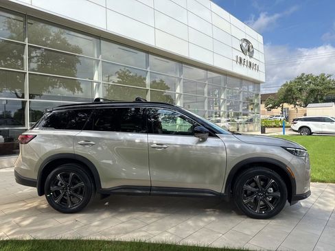 Used 2026 INFINITI QX60 Autograph w/ Dark Cargo Package AWD/4WD image 4