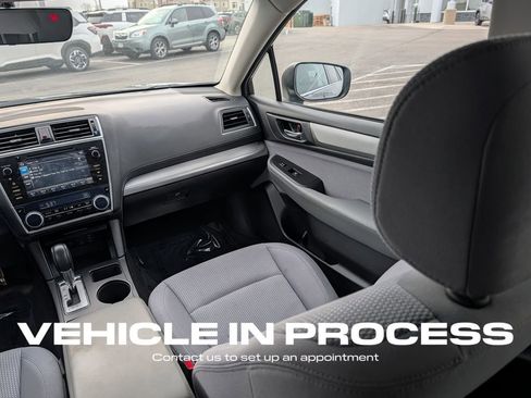 Used 2018 Subaru Outback 2.5i Premium image 11