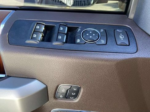 Used 2022 Ford F250 King Ranch w/ Chrome Package AWD/4WD image 18