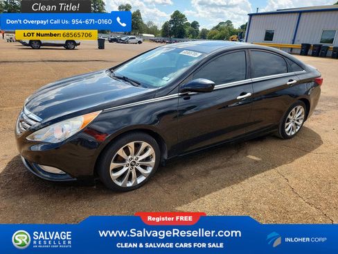 Used 2013 Hyundai Sonata SE w/ Navigation & Sunroof Pkg FWD image 1