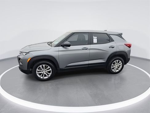Used 2023 Chevrolet TrailBlazer LS image 4