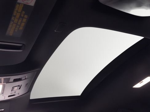 Used 2021 Lexus UX 200 w/ Accessory Package (Z1) FWD image 18