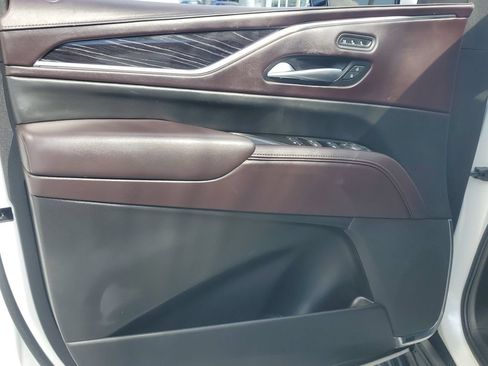 Used 2023 Cadillac Escalade V w/ LPO, ONYX Package AWD/4WD image 24