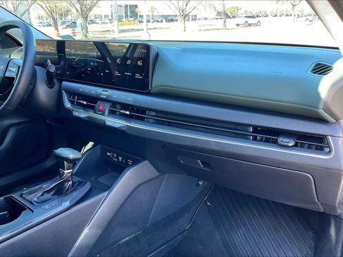 Certified 2025 Kia K4 EX image 22