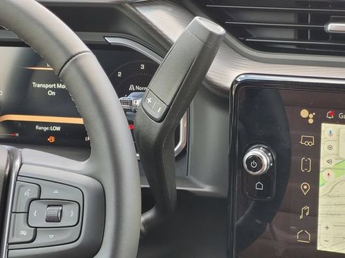 New 2026 GMC Sierra 2500 Denali Ultimate w/ Max Trailering Package AWD/4WD image 16