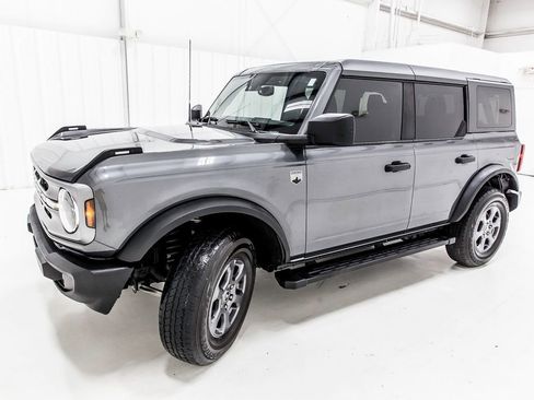 Used 2024 Ford Bronco Big Bend AWD/4WD image 2
