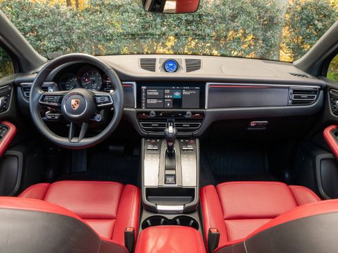Used 2023 Porsche Macan GTS image 24