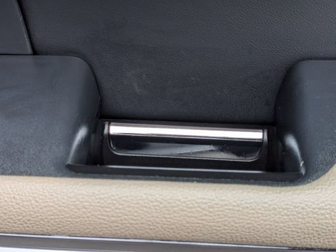 Used 2024 Ford Expedition Limited RWD image 38