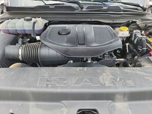 Used 2025 RAM 1500 Laramie image 17