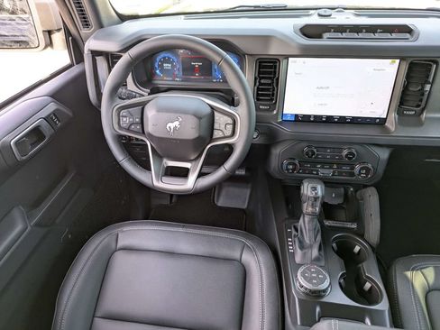 New 2026 Ford Bronco Badlands AWD/4WD image 16
