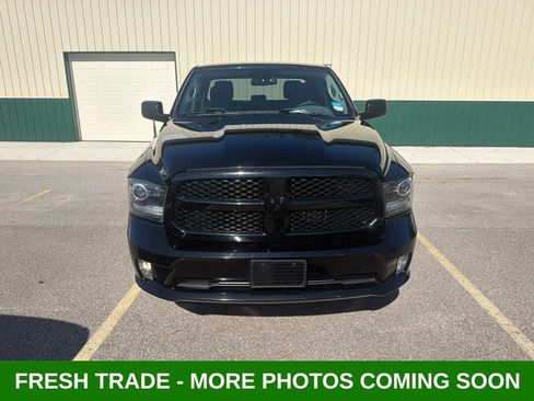 Used 2014 RAM 1500 Express w/ Black Ram 1500 Express Group AWD/4WD image 3