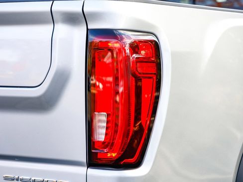 Used 2022 GMC Sierra 2500 Denali image 11