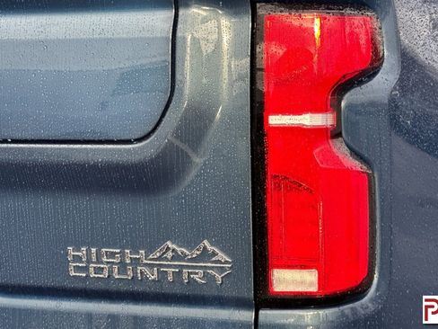 Certified 2025 Chevrolet Silverado 3500 High Country w/ Technology Package image 33