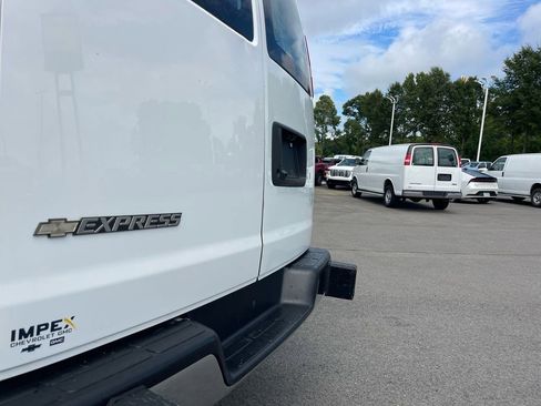 Used 2023 Chevrolet Express 2500 w/ Driver Convenience Package image 24