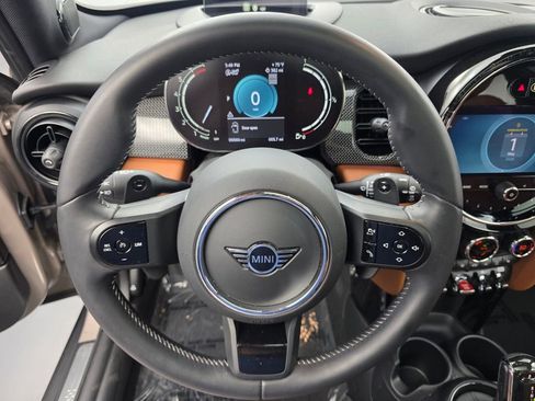 Used 2024 MINI Cooper S FWD image 18