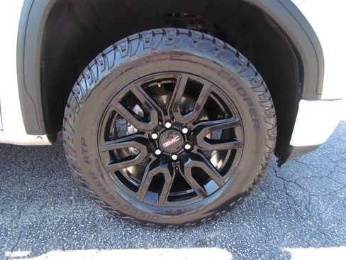 Used 2021 GMC Sierra 1500 Elevation w/ X31 Off-Road Package AWD/4WD image 28