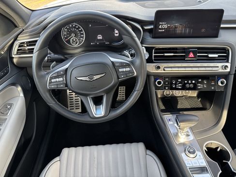 Used 2025 Genesis G70 2.5T w/ Sport Prestige Package image 7