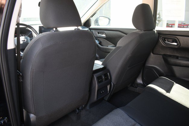 Used 2026 Nissan Rogue SV AWD/4WD image 21