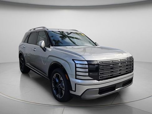 Used 2026 Hyundai Palisade Limited FWD image 4