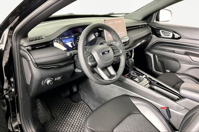 New 2026 Jeep Compass Latitude AWD/4WD image 8