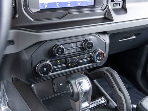 Used 2023 Ford Bronco Big Bend image 41