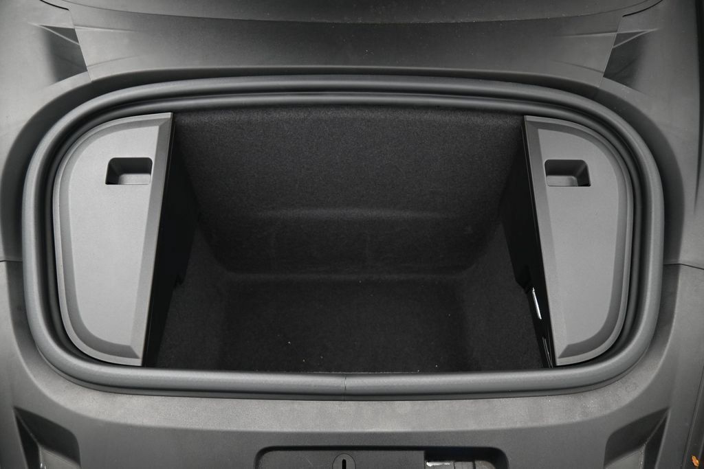 Certified 2023 Porsche Taycan RWD image 42