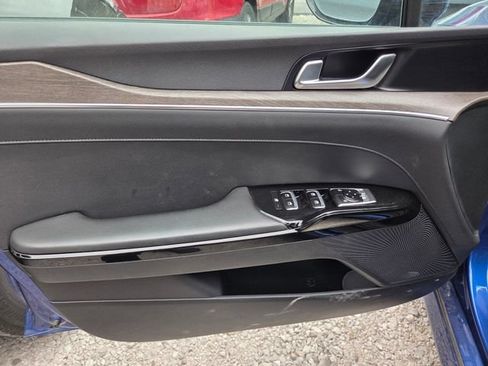 Used 2021 Kia K5 EX FWD image 10