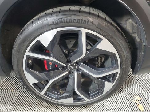 Used 2023 Audi RS Q8 w/ Black Optic Package AWD/4WD image 9