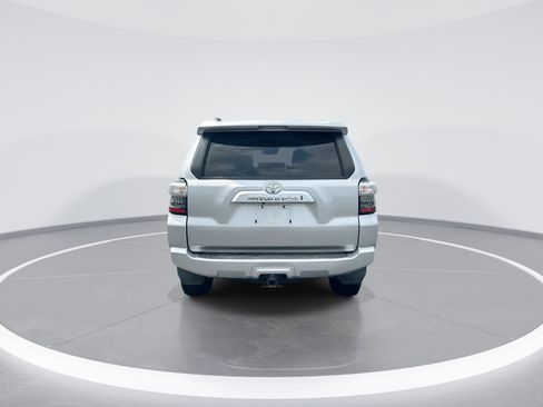 Used 2021 Toyota 4Runner SR5 Premium AWD/4WD image 8