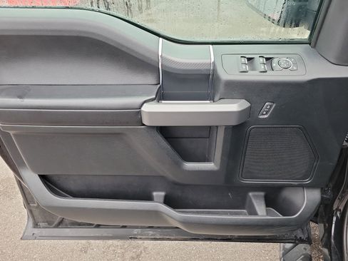 Used 2018 Ford F150 XLT w/ Equipment Group 302A Luxury image 18