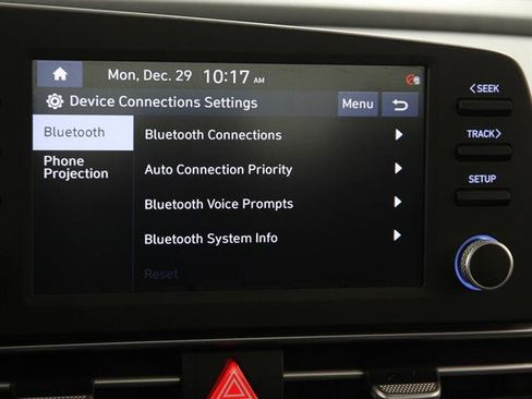 Used 2021 Hyundai Elantra SEL image 11