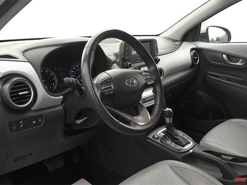 Used 2020 Hyundai Kona Limited image 19