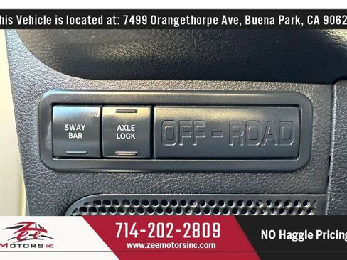 Used 2016 Jeep Wrangler Rubicon w/ Power Convenience Group AWD/4WD image 28