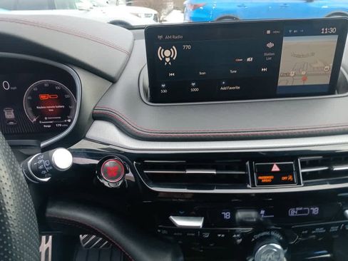 Used 2023 Acura MDX A-Spec image 12