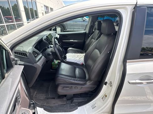 Used 2018 Honda Odyssey EX-L image 16