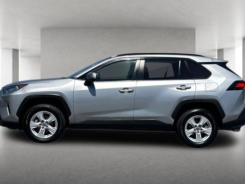Used 2021 Toyota RAV4 XLE AWD/4WD image 13