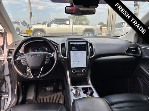 Used 2022 Ford Edge SEL AWD/4WD image 7