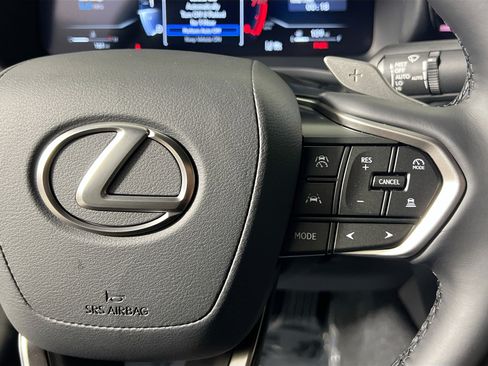 Used 2026 Lexus IS 350 F Sport RWD image 20