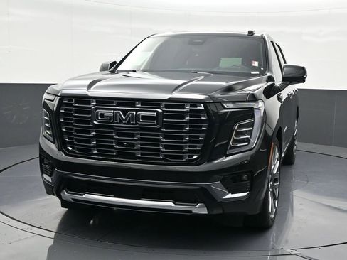 Used 2025 GMC Yukon Denali Ultimate image 9