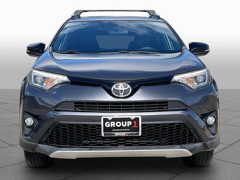 Used 2016 Toyota RAV4 SE FWD image 4
