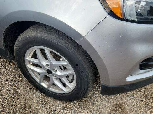 Used 2024 Ford Edge SEL AWD/4WD image 2