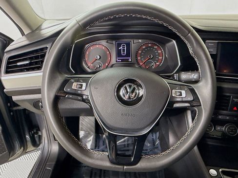 Certified 2021 Volkswagen Jetta SE w/ SE Cold Weather Package FWD image 14