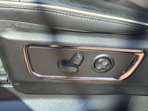 Used 2024 RAM 1500 Limited AWD/4WD image 15