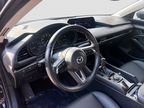 Used 2024 MAZDA MAZDA3 s FWD image 9