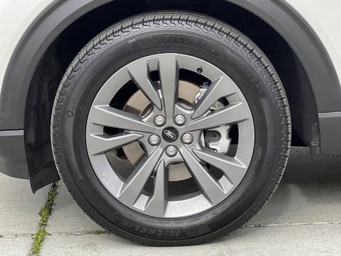 Used 2021 Ford Explorer XLT w/ Equipment Group 202A image 28